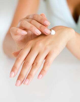 How Is Glue Produced? Complete Guide to Modern Adhesive Manufac